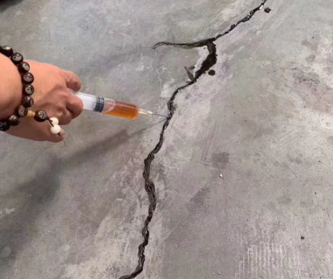 万州混凝土裂缝修补技术详解​